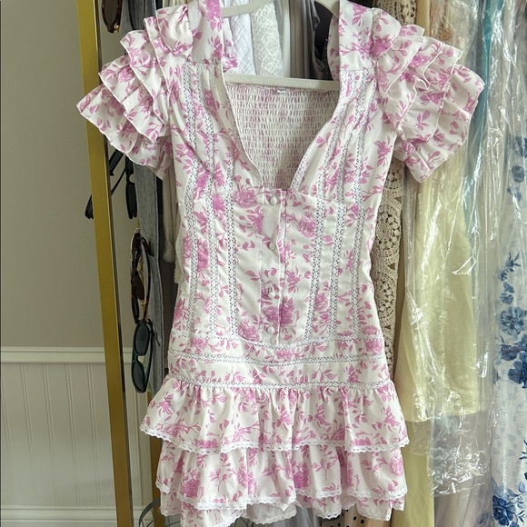 Floral Ruffle Sleeve Top - Picture 1 of 5